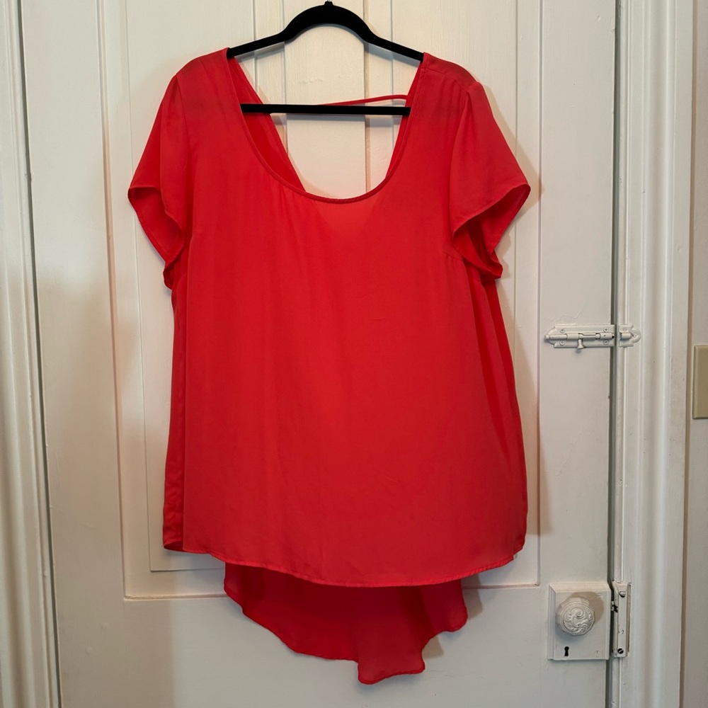 ✨torrid coral chiffon hi-lo blouse✨
